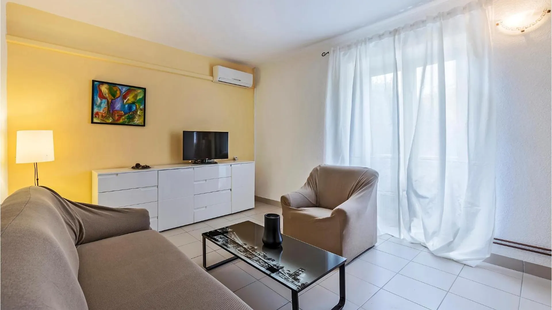 Nyaraló 4 Bedroom Cozy Home In Cere Santalezi