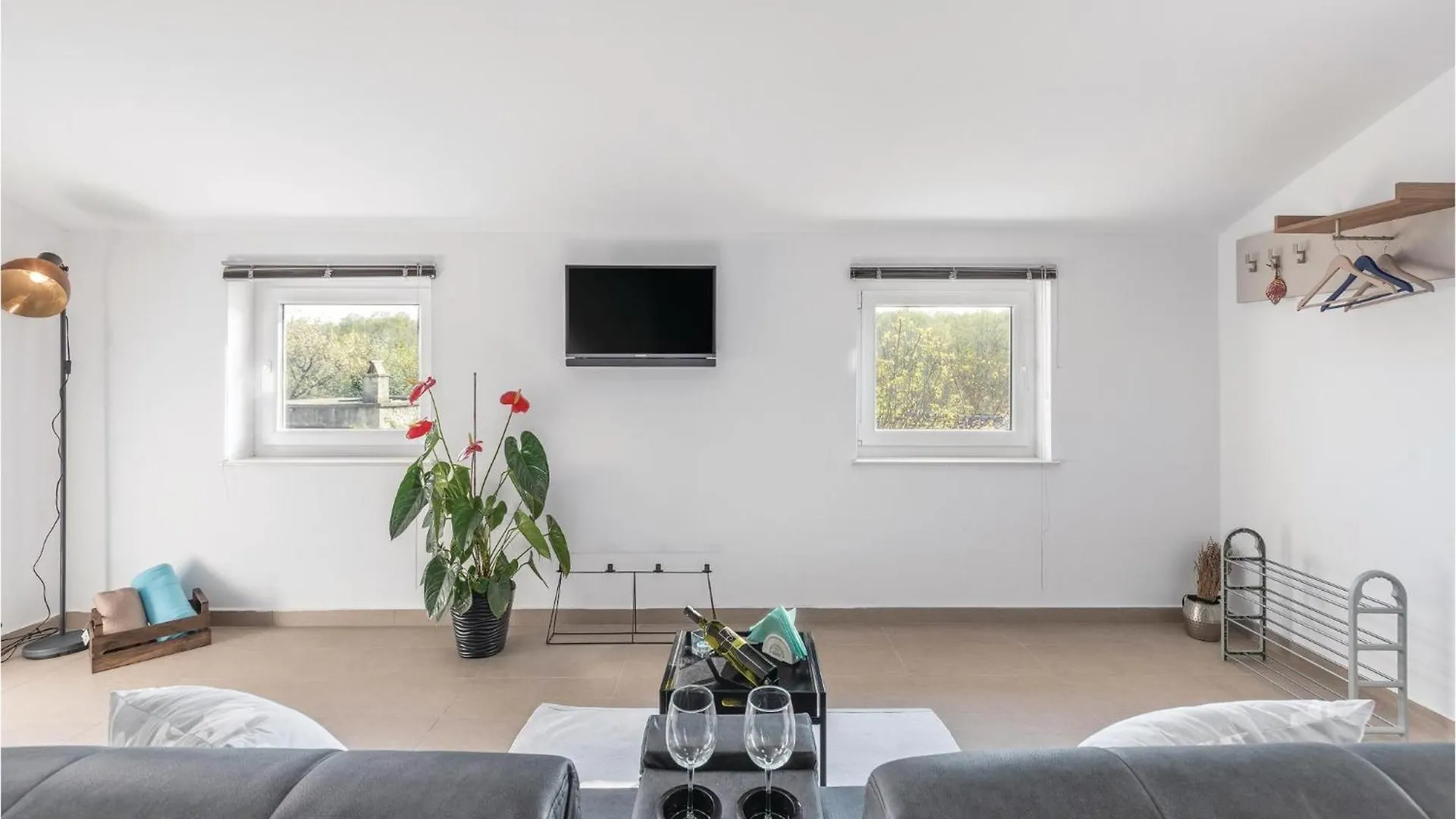 別荘 4 Bedroom Cozy Home In Cere Santalezi クロアチア