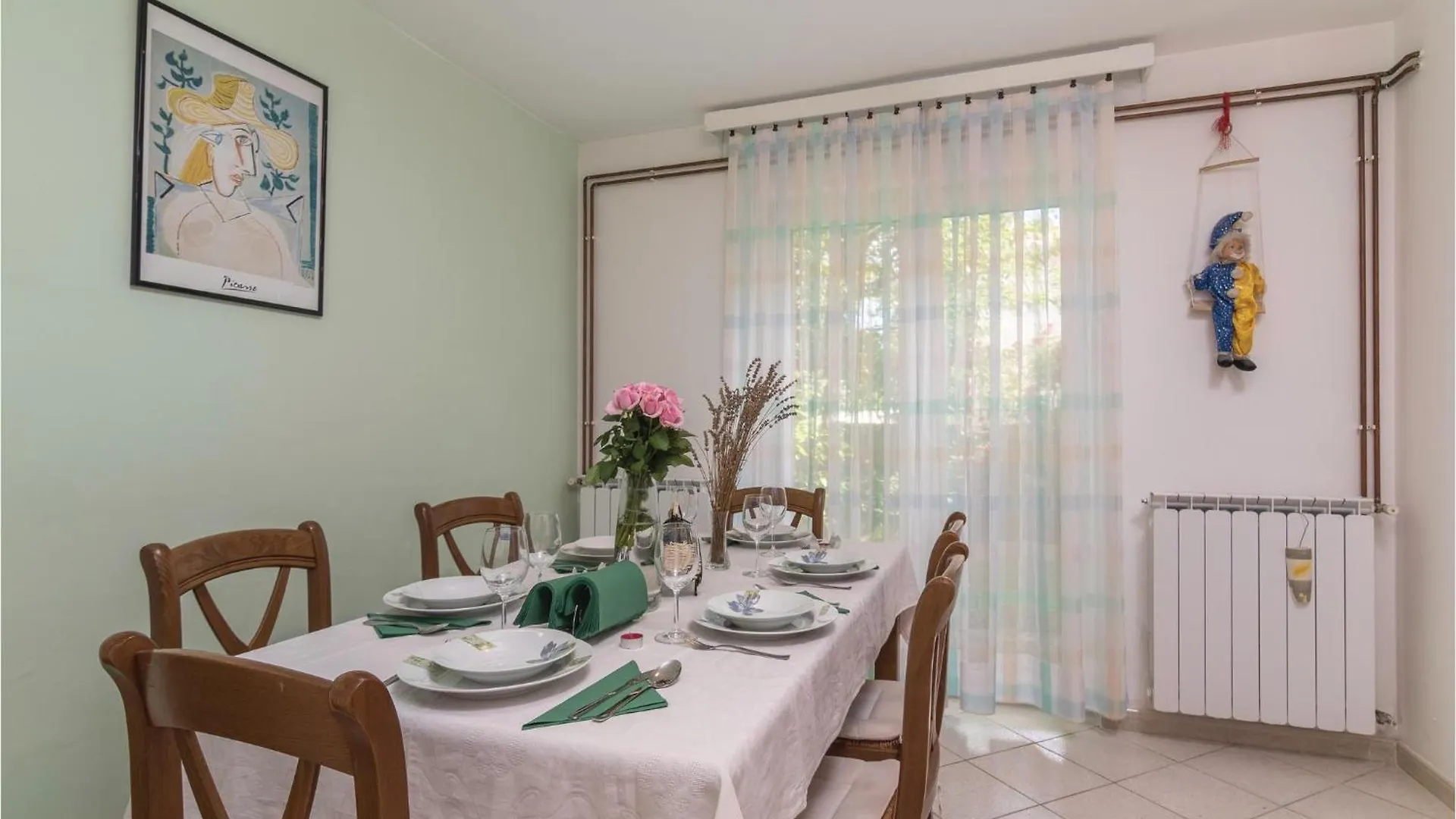 4 Bedroom Cozy Home In Cere Santalezi 0*,