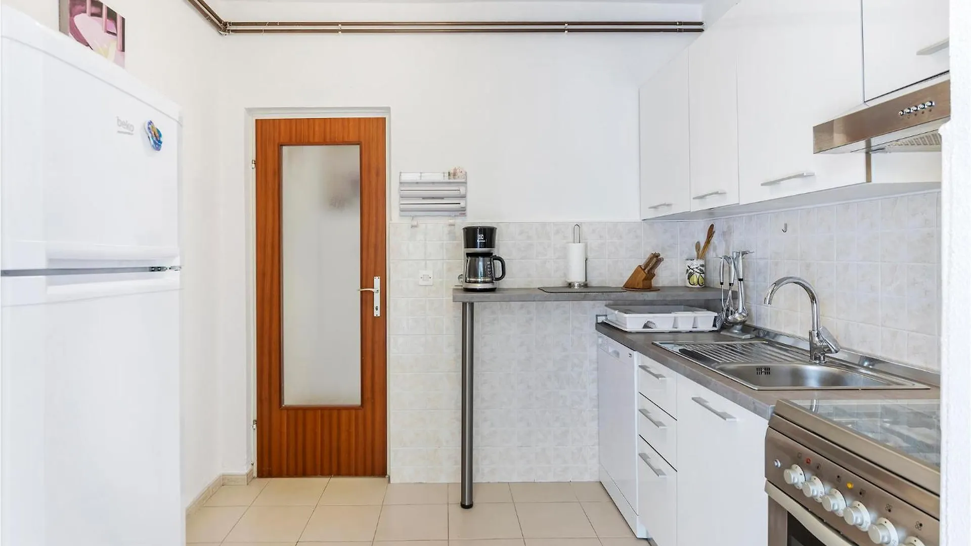 4 Bedroom Cozy Home In Cere Santalezi